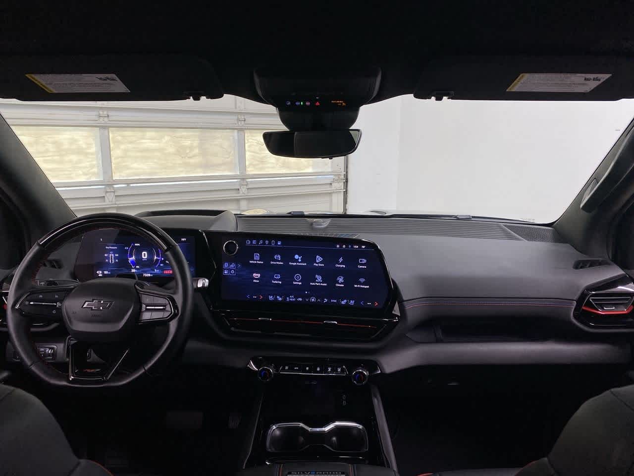 Thumbnail: 2024 Chevrolet Silverado EV - 12