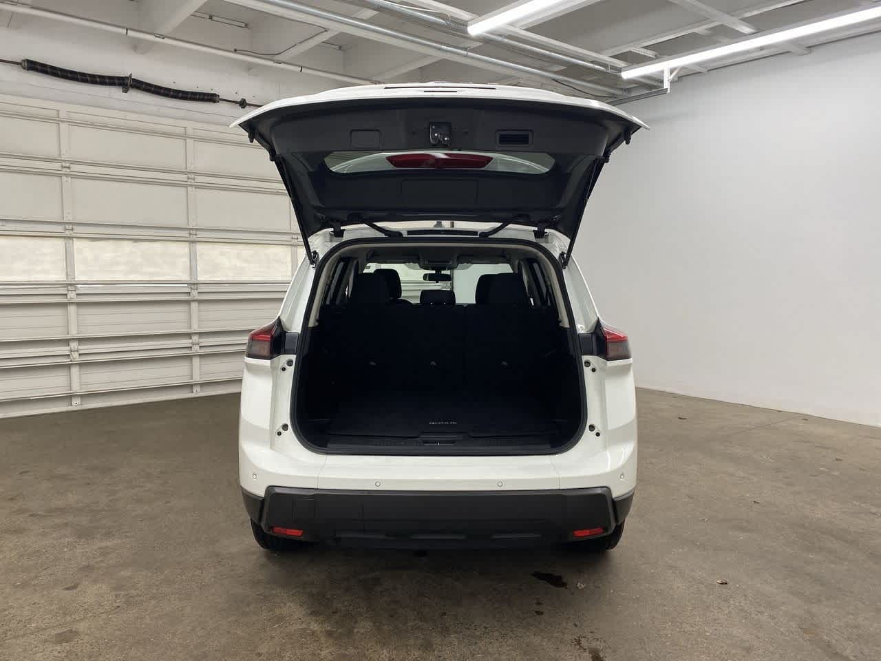 Thumbnail: 2024 Nissan Rogue - 28