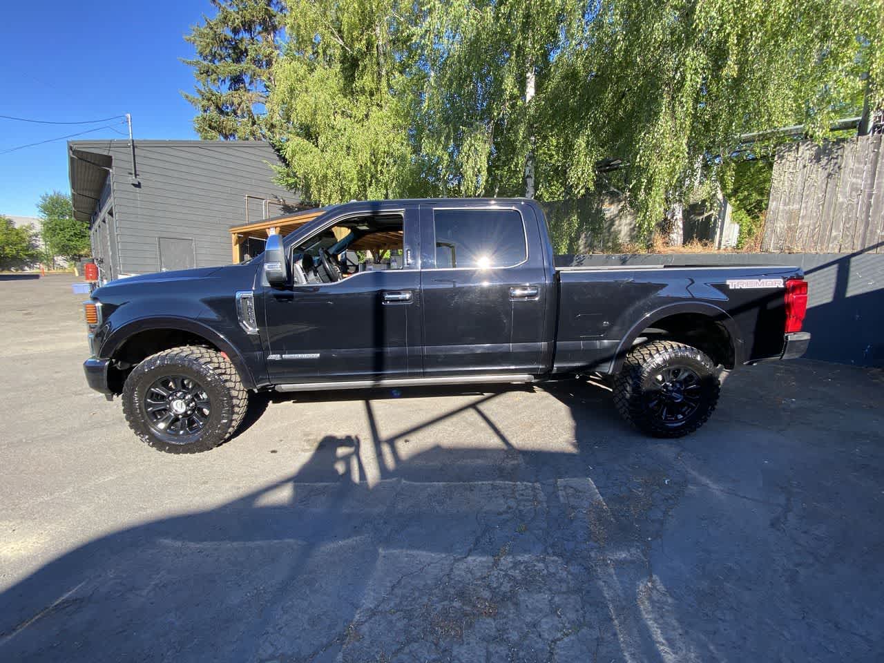Thumbnail: 2022 Ford F-250 - 3