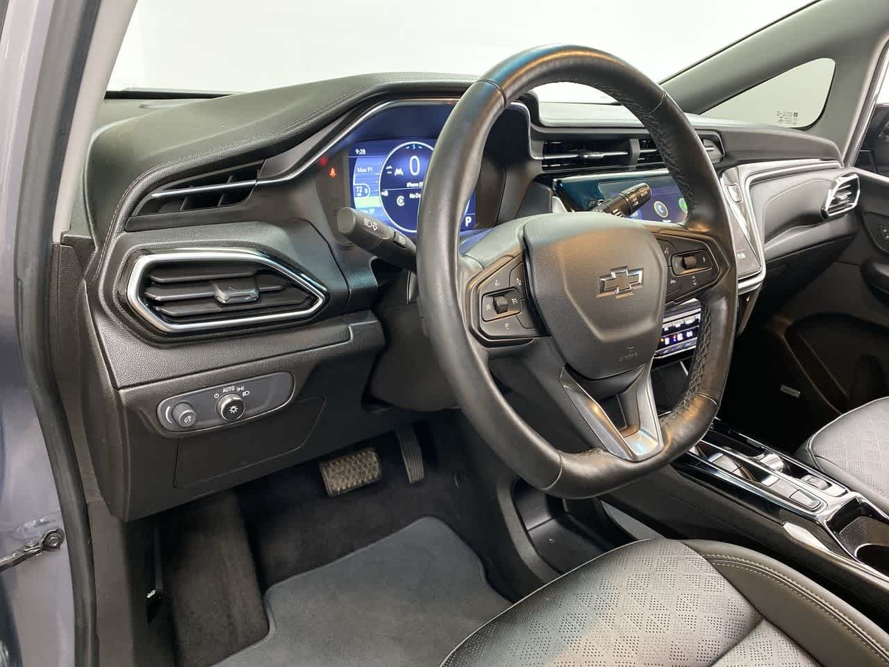 Thumbnail: 2023 Chevrolet Bolt EV - 2