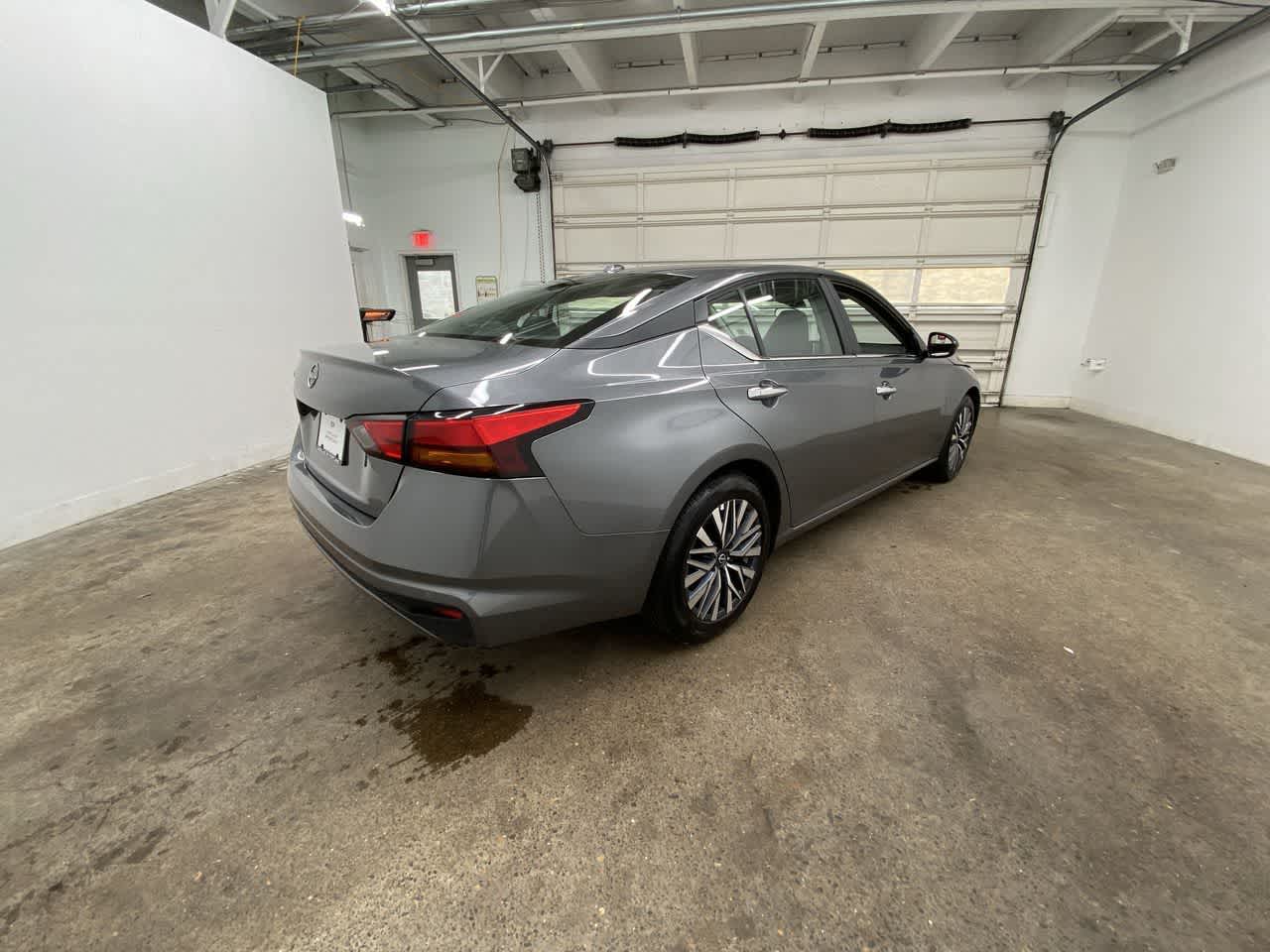 Thumbnail: 2025 Nissan Altima - 6