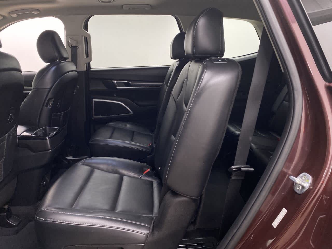 Thumbnail: 2020 Kia Telluride - 17