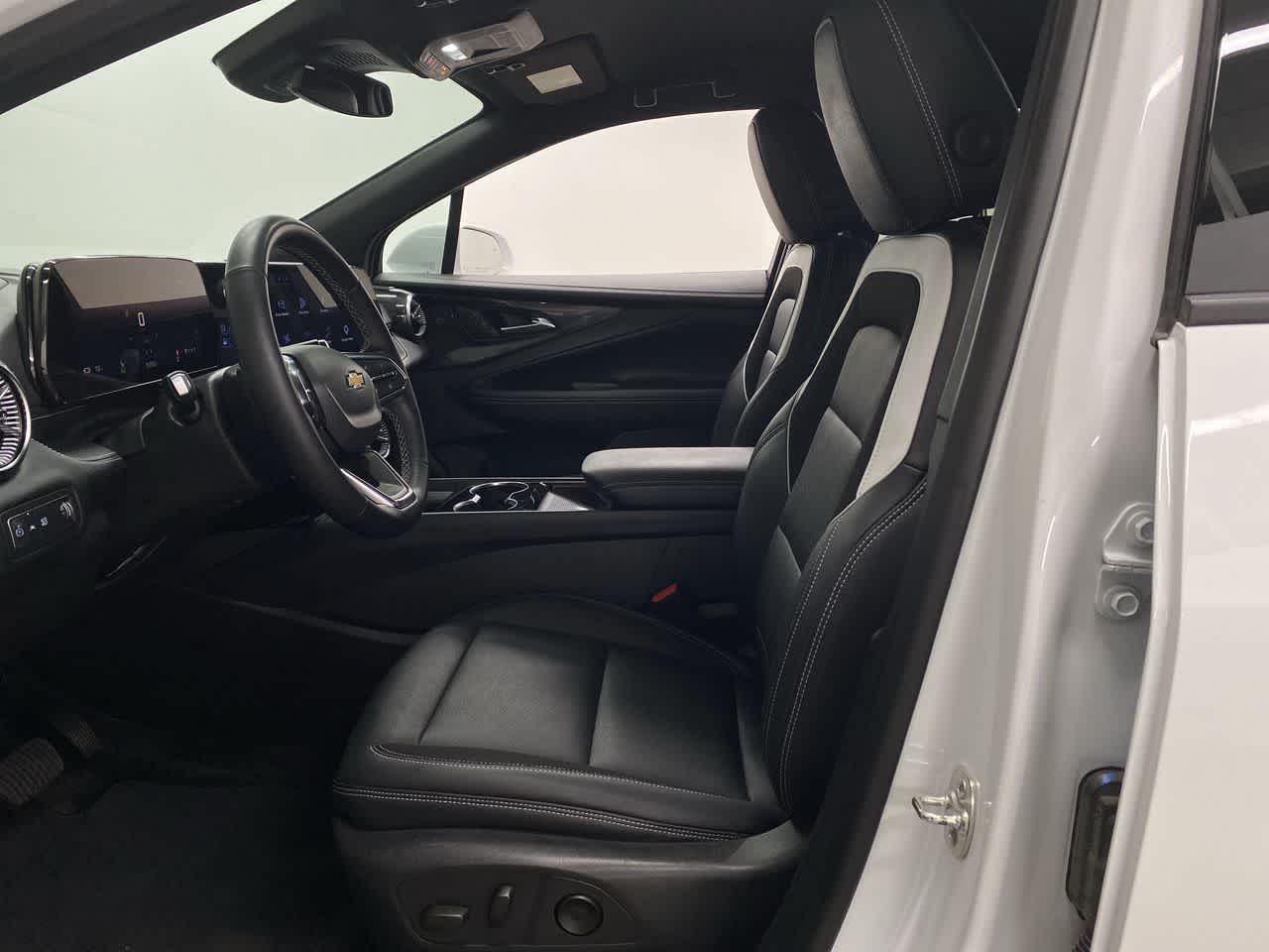 Thumbnail: 2024 Chevrolet Blazer EV - 13