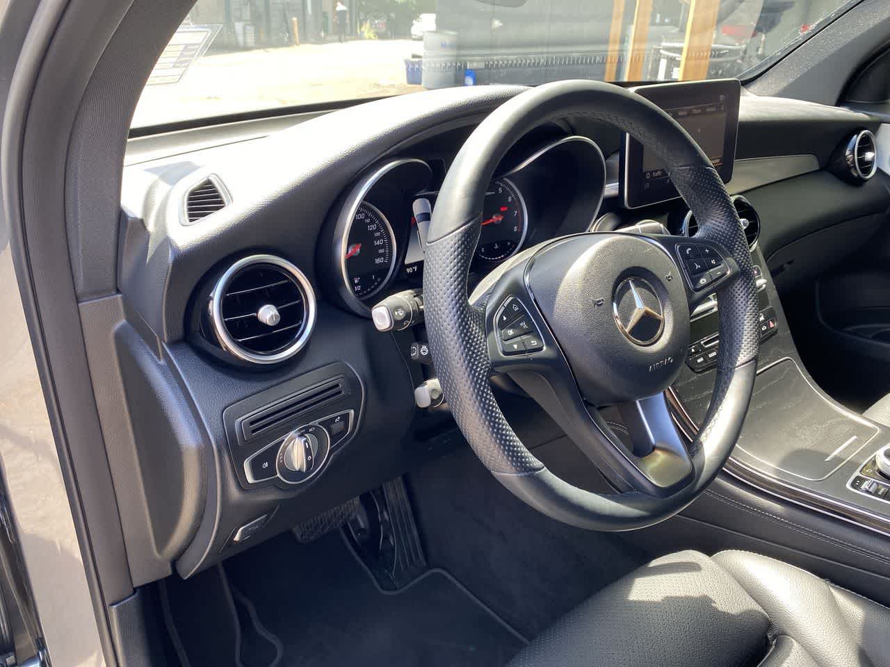 Thumbnail: 2019 Mercedes-Benz GLC - 2