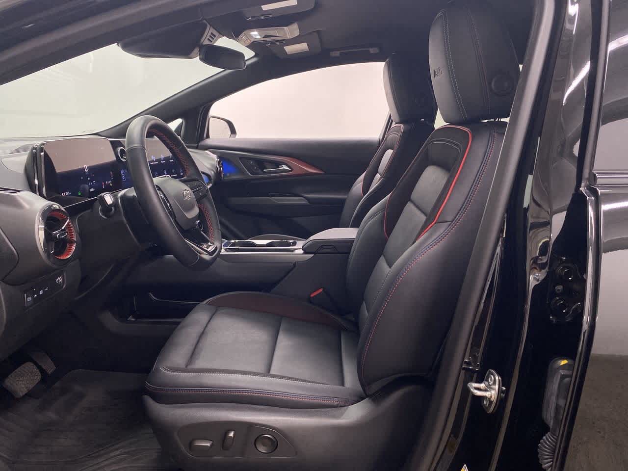 Thumbnail: 2024 Chevrolet Equinox - 15