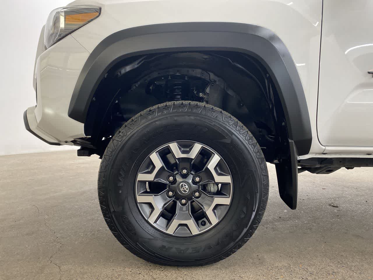 Thumbnail: 2021 Toyota Tacoma - 11