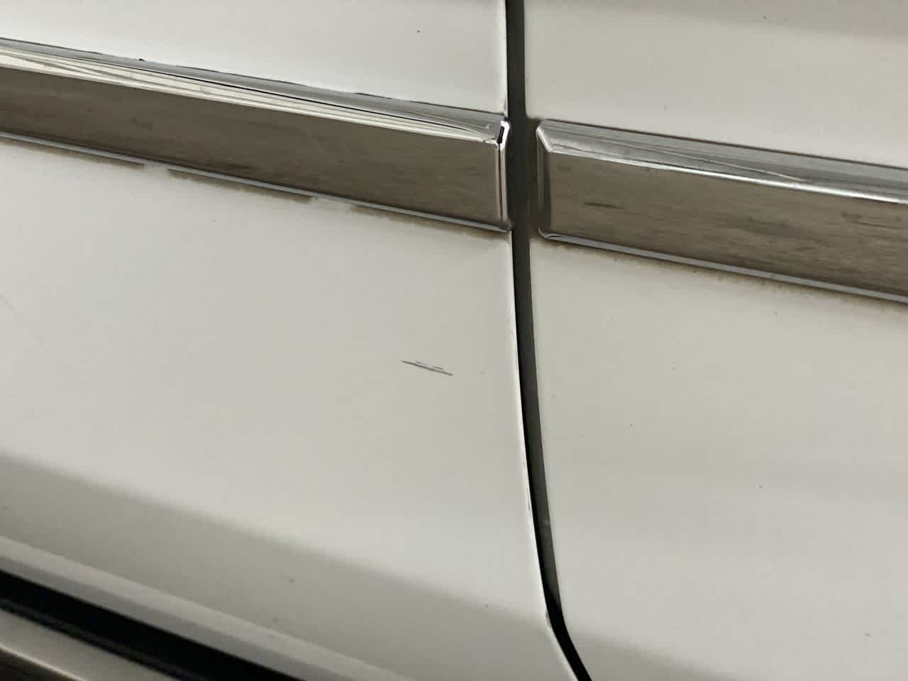 Thumbnail: 2016 GMC Yukon - 32