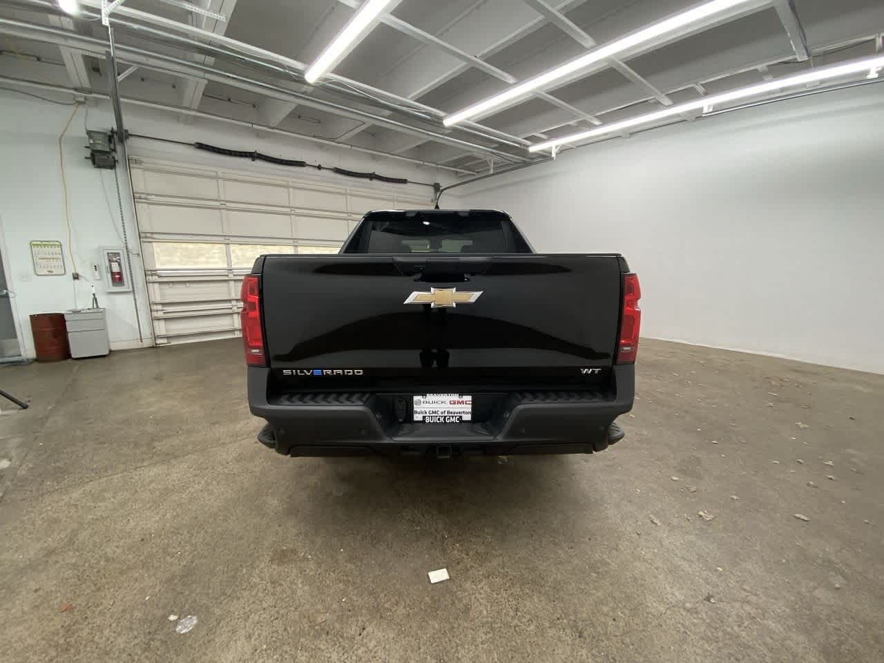 Thumbnail: 2024 Chevrolet Silverado EV - 5