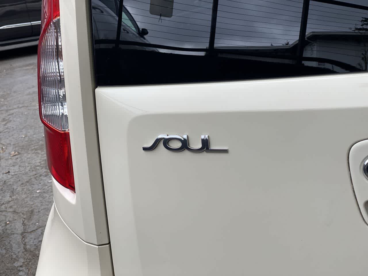 Thumbnail: 2012 Kia Soul - 10