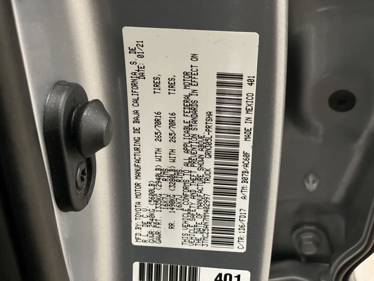 Thumbnail: 2021 Toyota Tacoma - 29