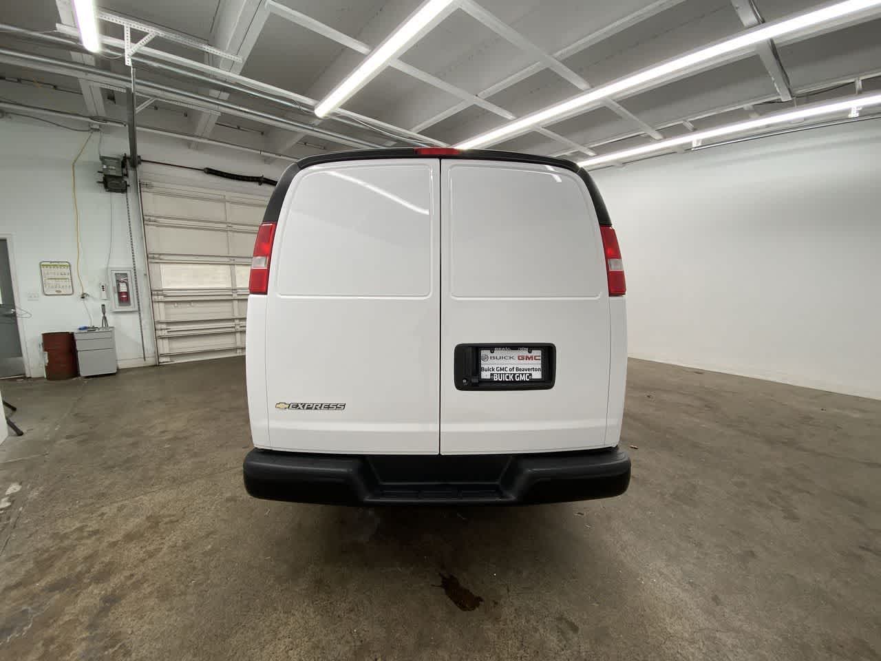 Thumbnail: 2025 Chevrolet Express - 5