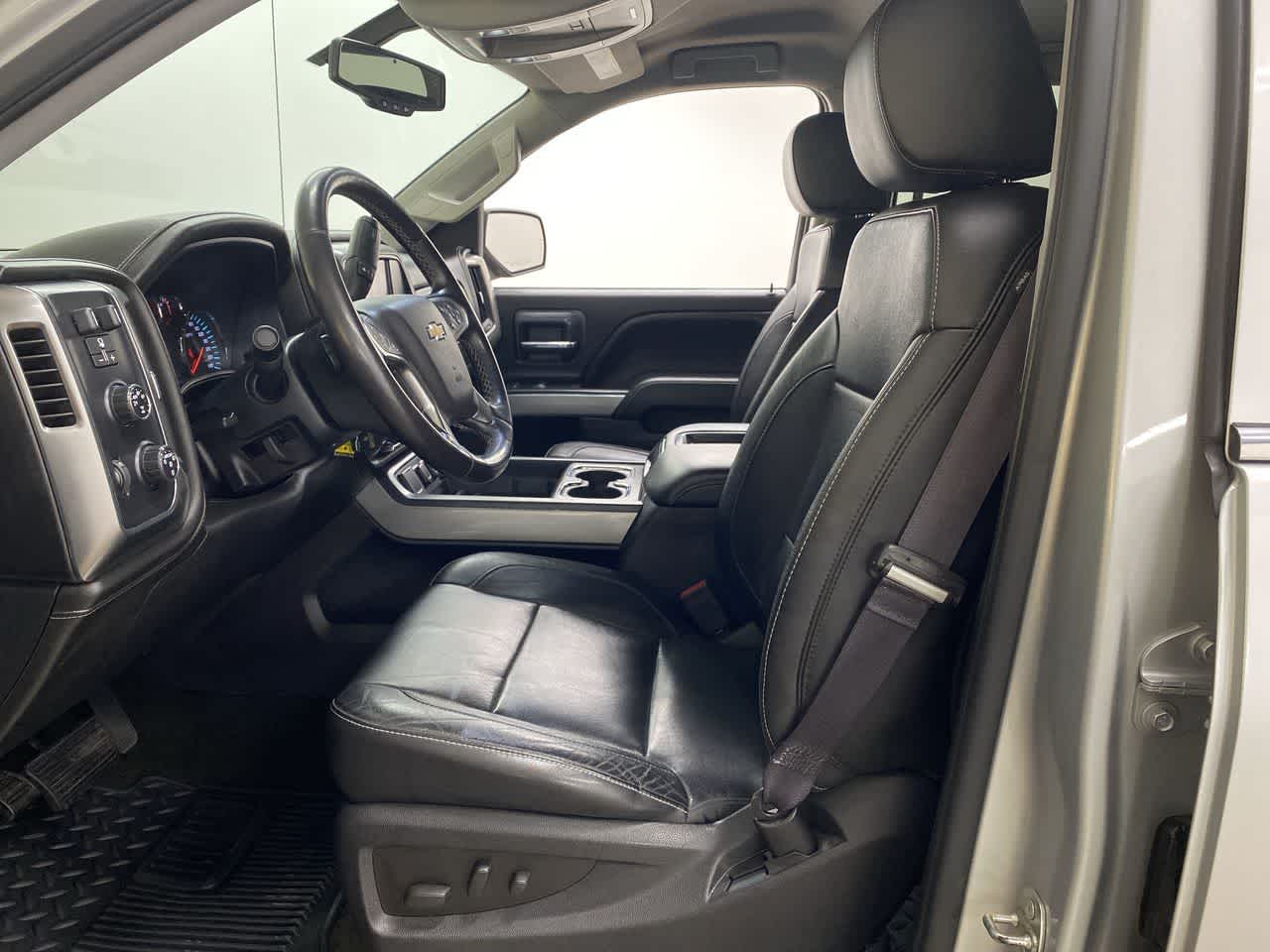 Thumbnail: 2015 Chevrolet Silverado 1500 - 13