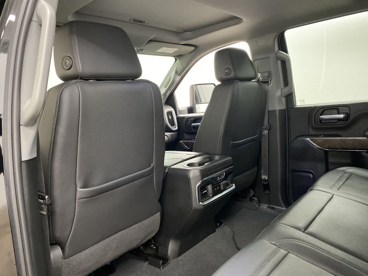 Thumbnail: 2023 GMC Sierra 3500 - 15