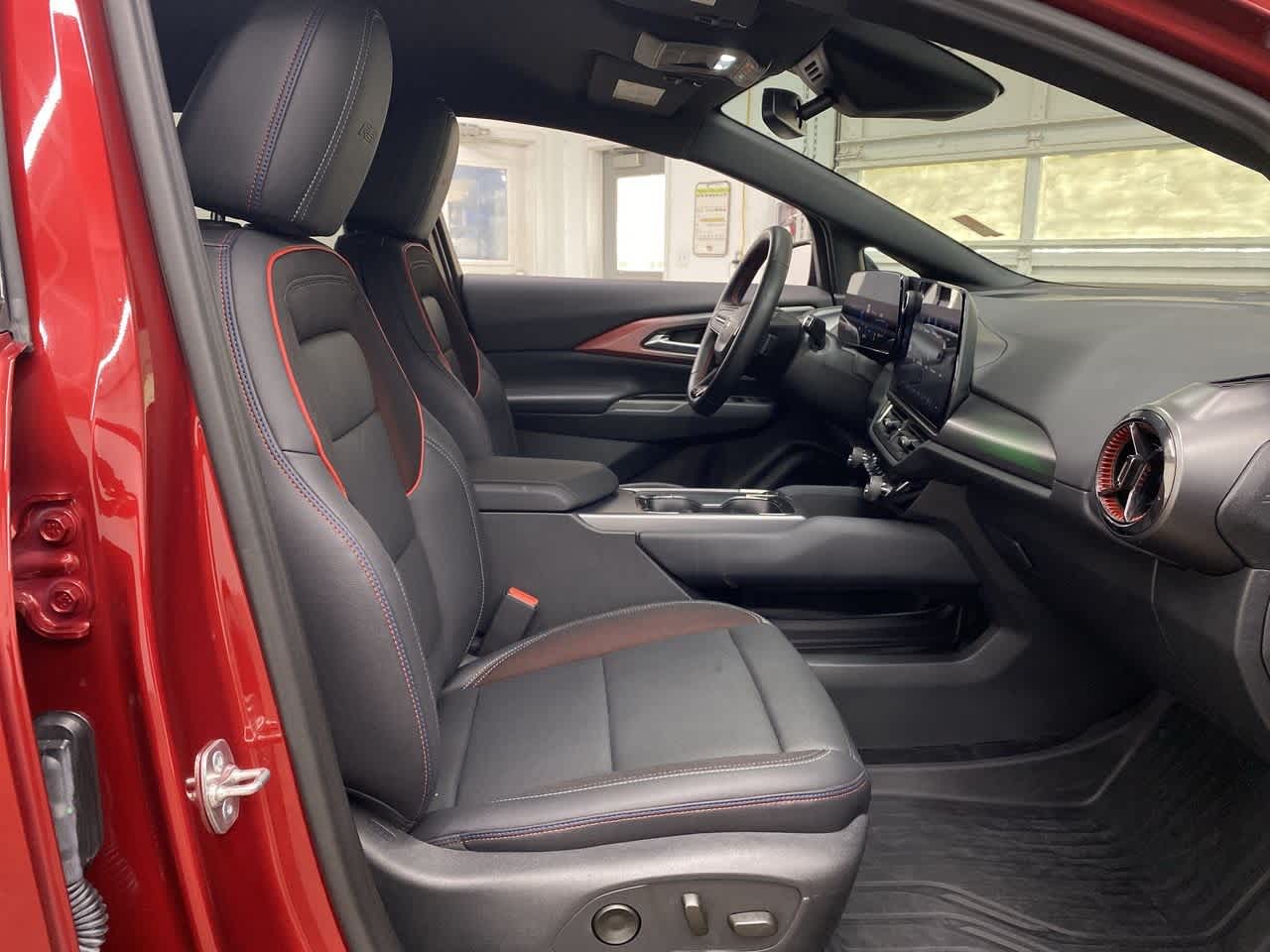 Thumbnail: 2024 Chevrolet Equinox - 20