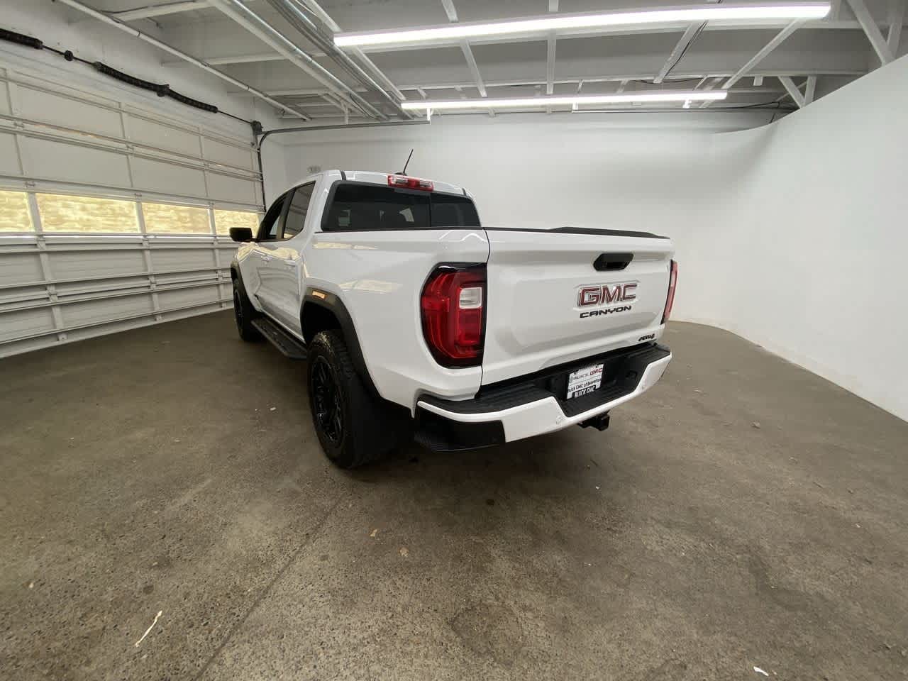 Thumbnail: 2023 GMC Canyon - 4