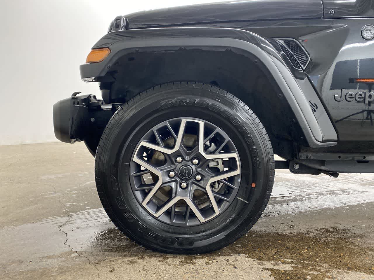 Thumbnail: 2025 Jeep Wrangler - 11