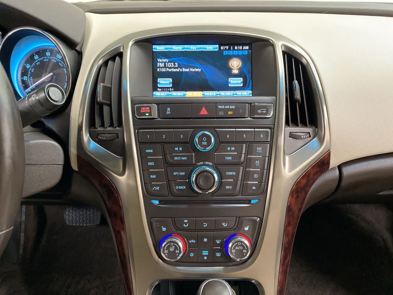 Thumbnail: 2012 Buick Verano - 27