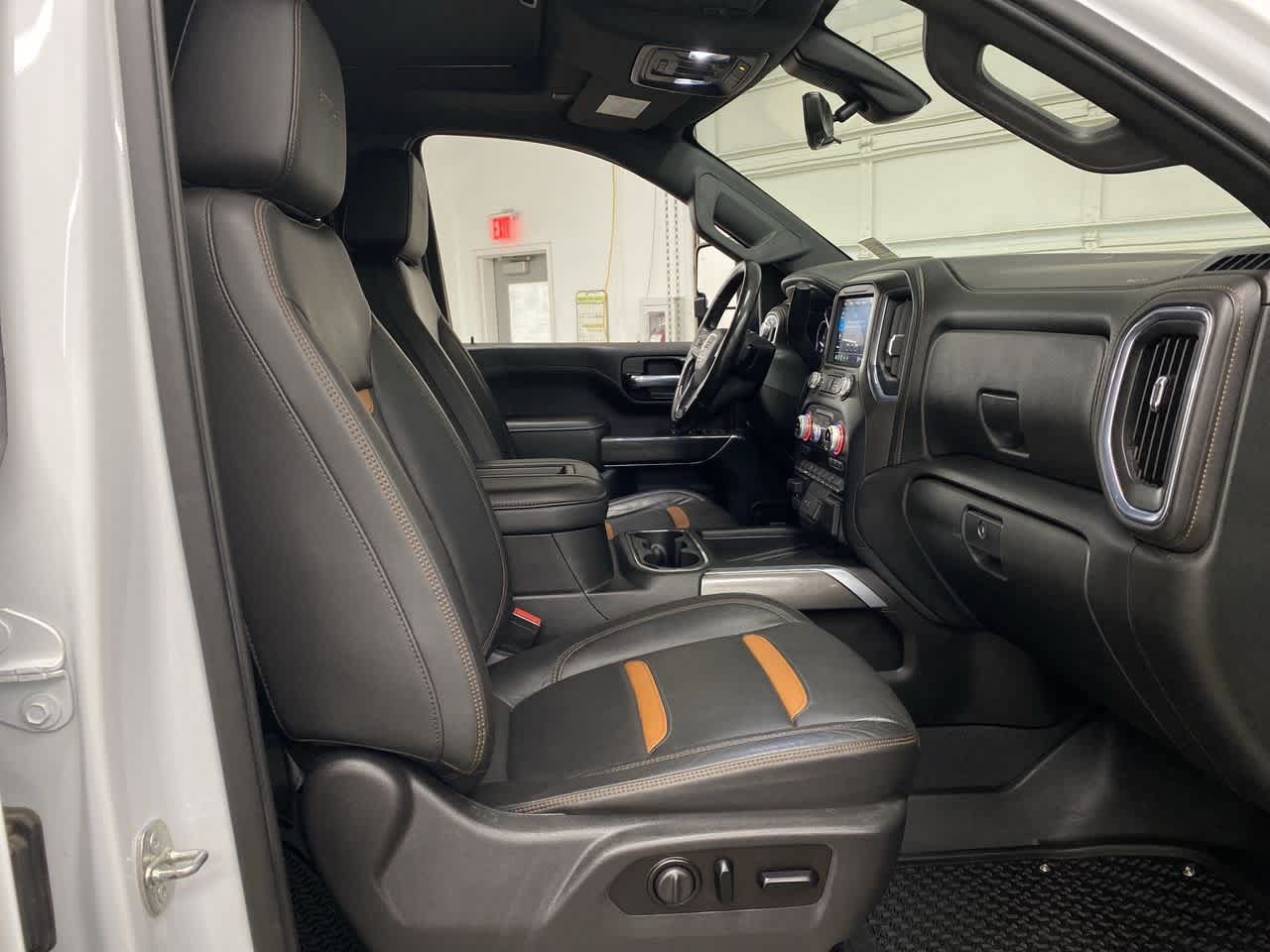 Thumbnail: 2021 GMC Sierra 3500 - 18