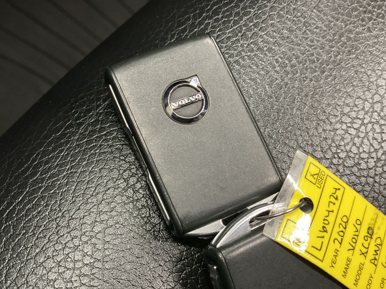 Thumbnail: 2020 Volvo XC90 - 31