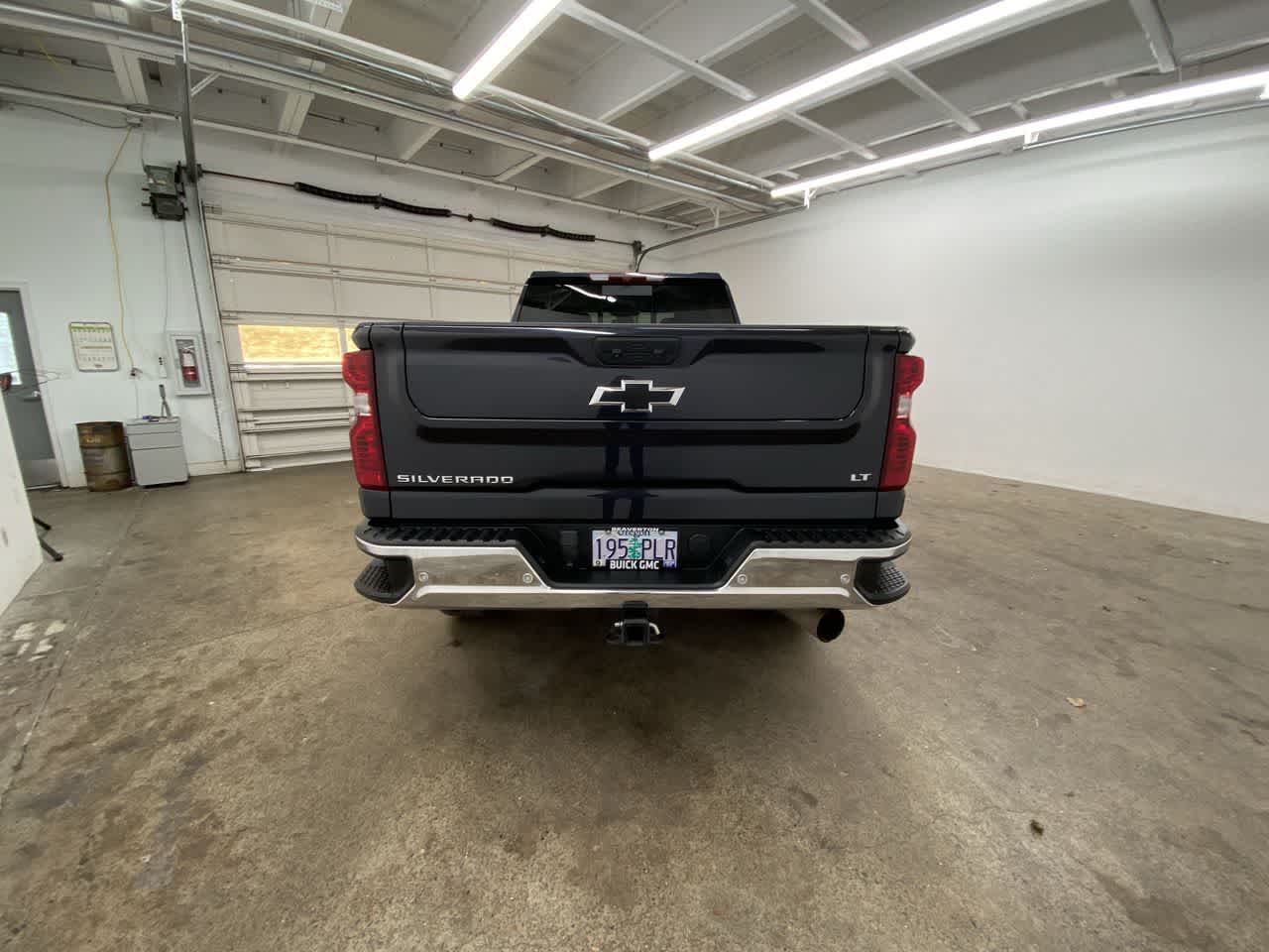 Thumbnail: 2024 Chevrolet Silverado 3500 - 5