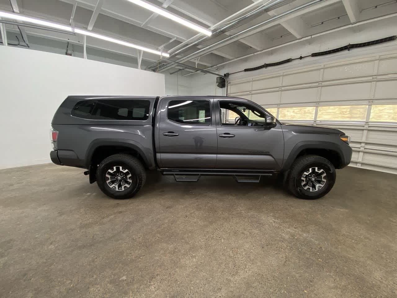 Thumbnail: 2020 Toyota Tacoma - 7