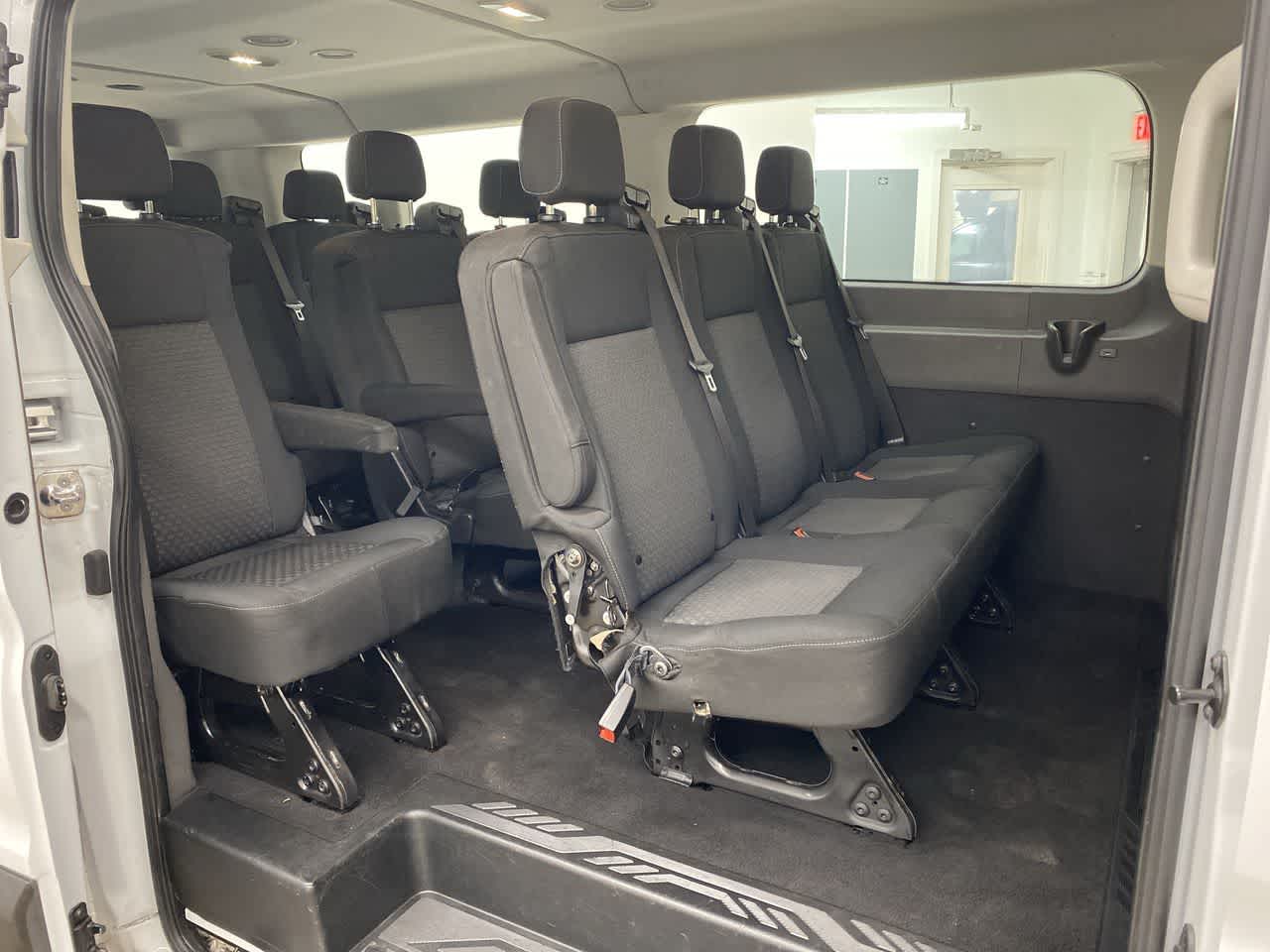 Thumbnail: 2023 Ford Econoline - 17