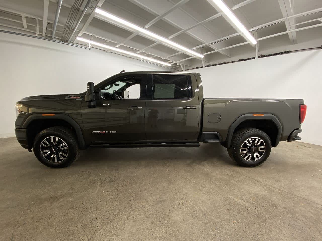 Thumbnail: 2022 GMC Sierra 2500 - 3