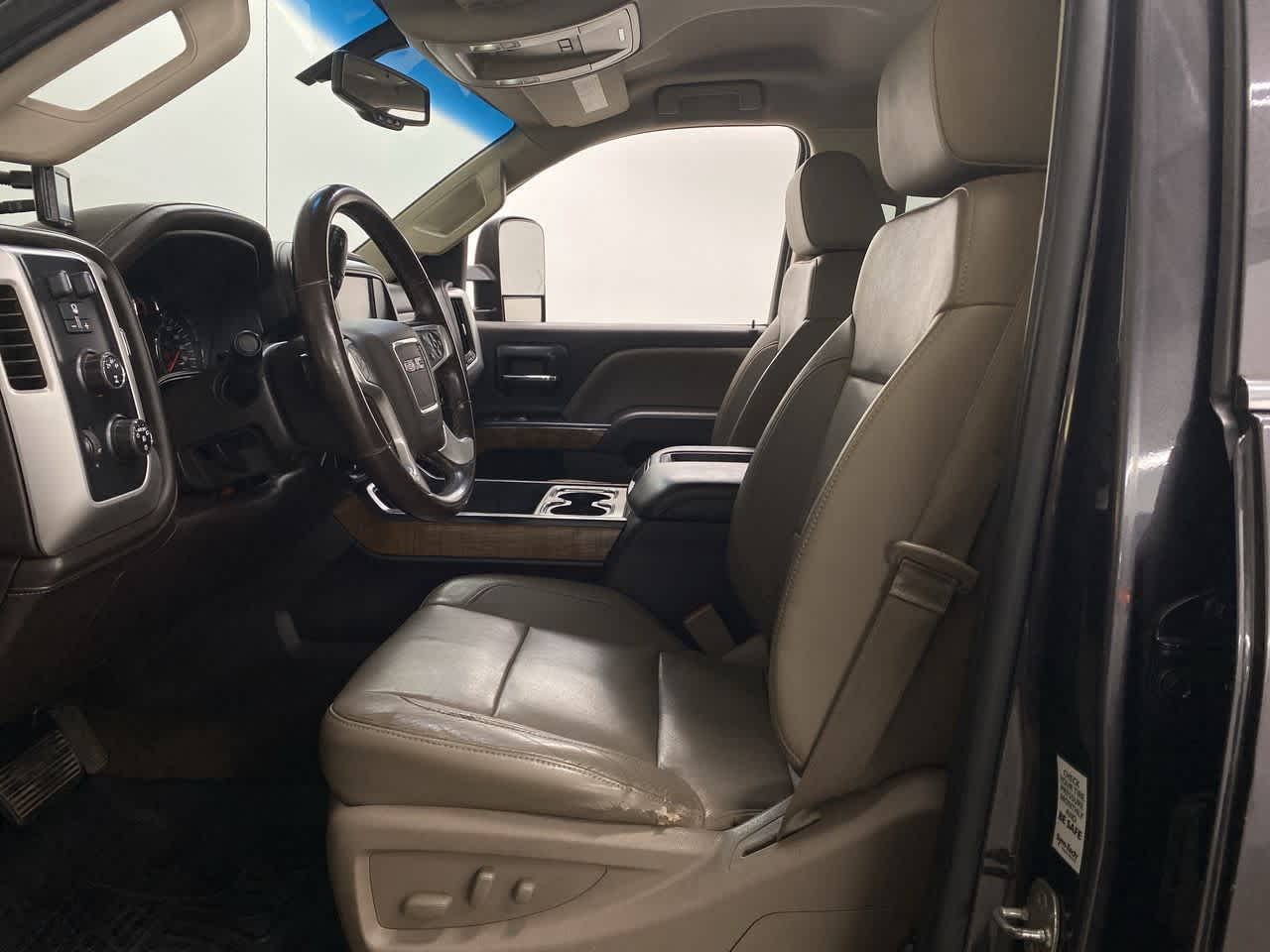 Thumbnail: 2015 GMC Sierra 3500 - 14