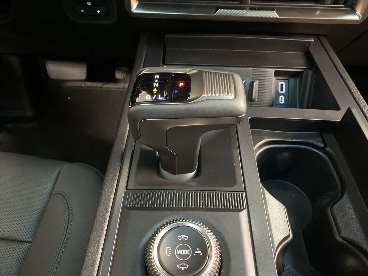 Thumbnail: 2024 GMC Hummer EV - 26