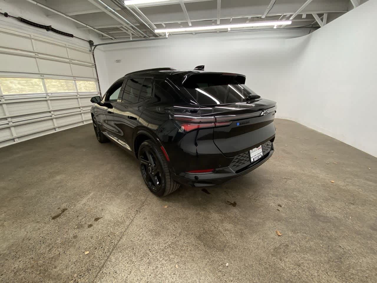 Thumbnail: 2024 Chevrolet Equinox - 4