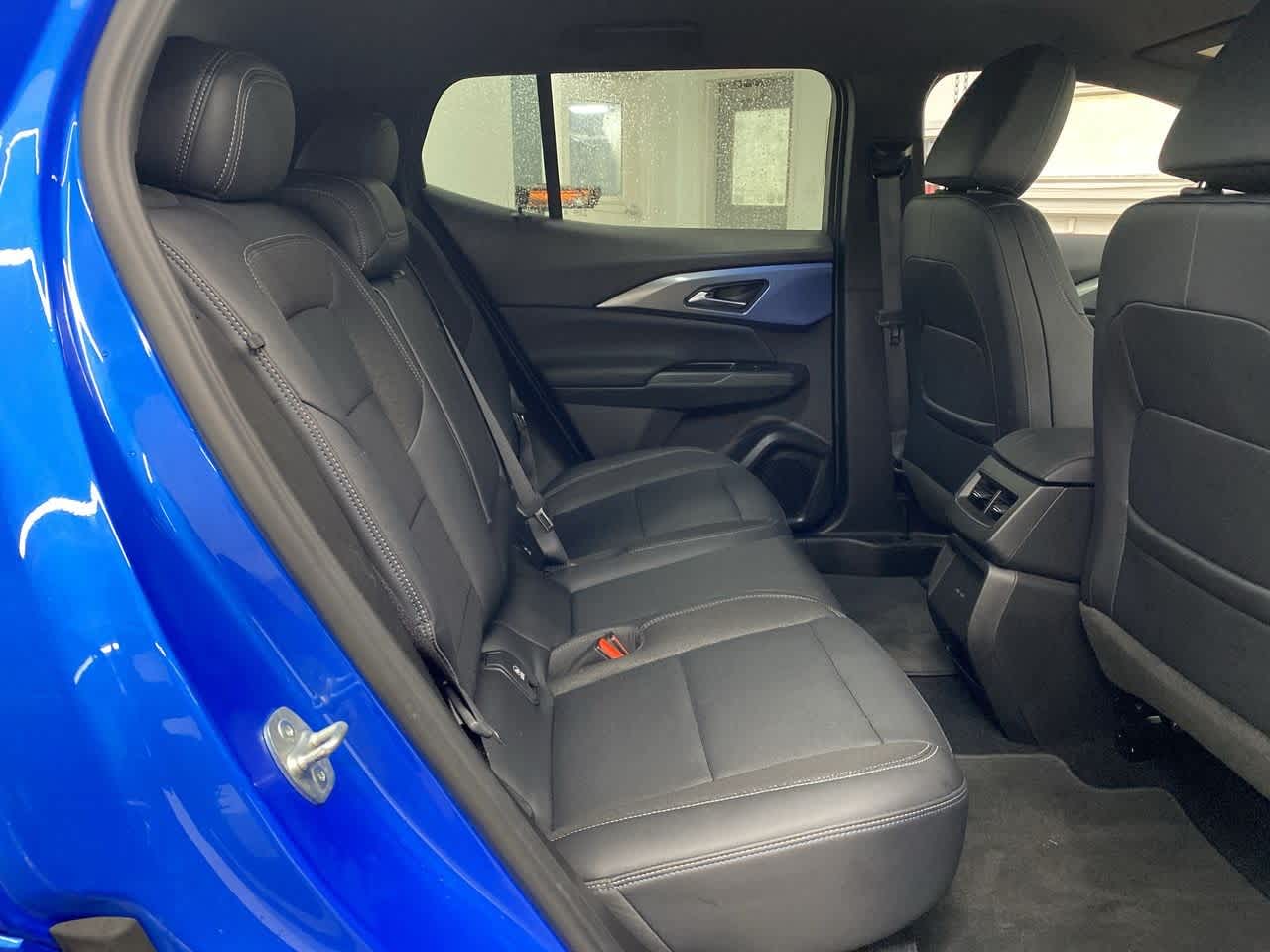 Thumbnail: 2025 Chevrolet Equinox - 17