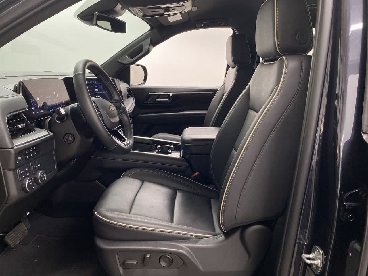 Thumbnail: 2025 Chevrolet Tahoe - 13