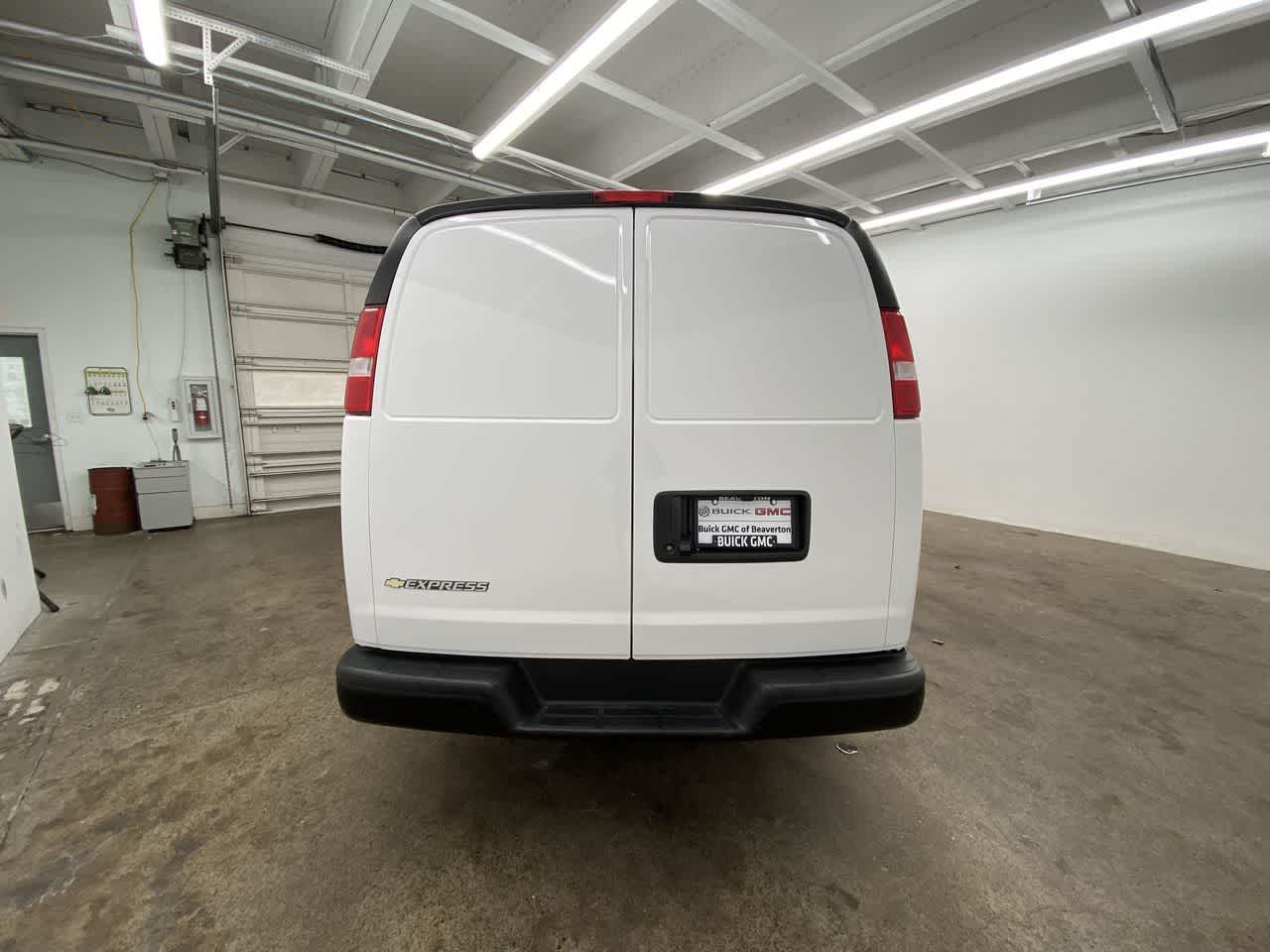 Thumbnail: 2025 Chevrolet Express - 5