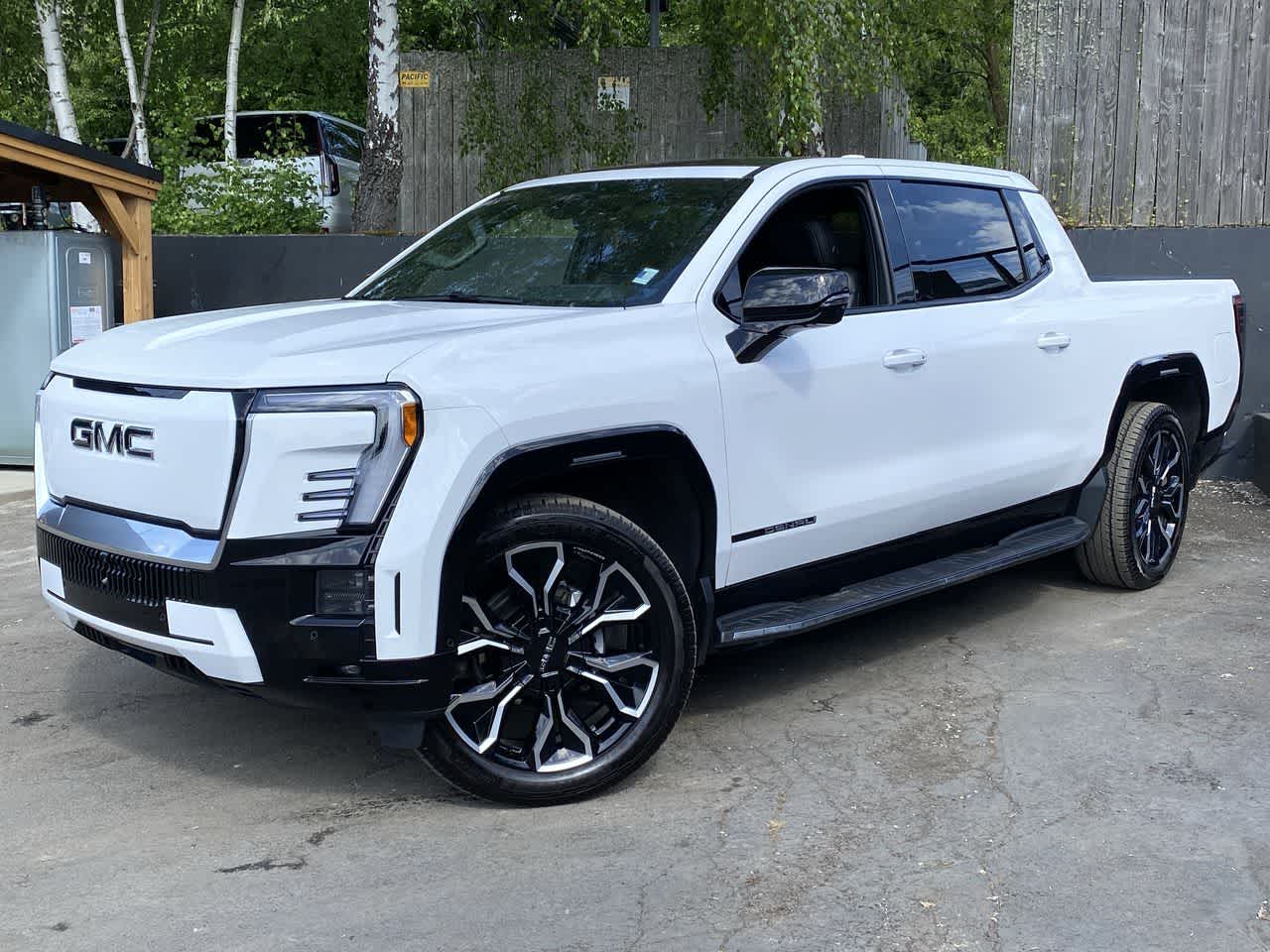Thumbnail: 2025 GMC Sierra EV - 1