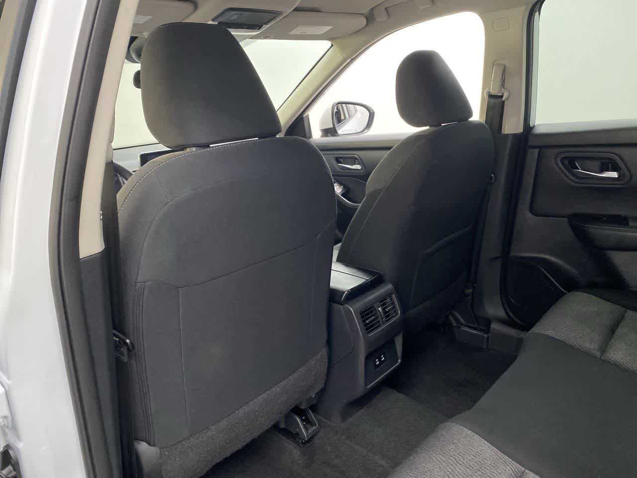 Thumbnail: 2024 Nissan Rogue - 15