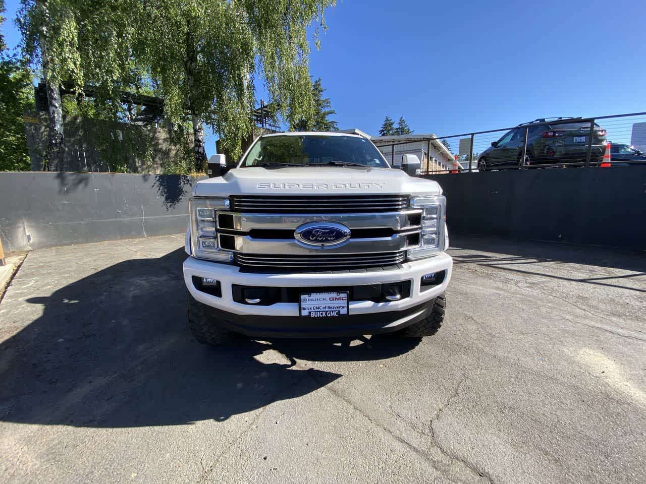 Thumbnail: 2018 Ford F-350 - 9
