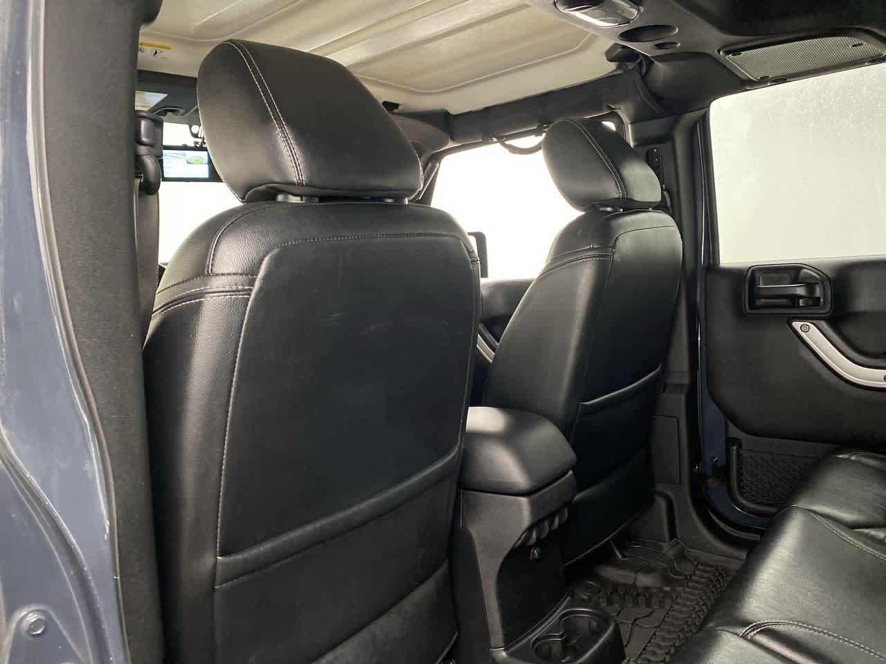 Thumbnail: 2017 Jeep Wrangler - 16