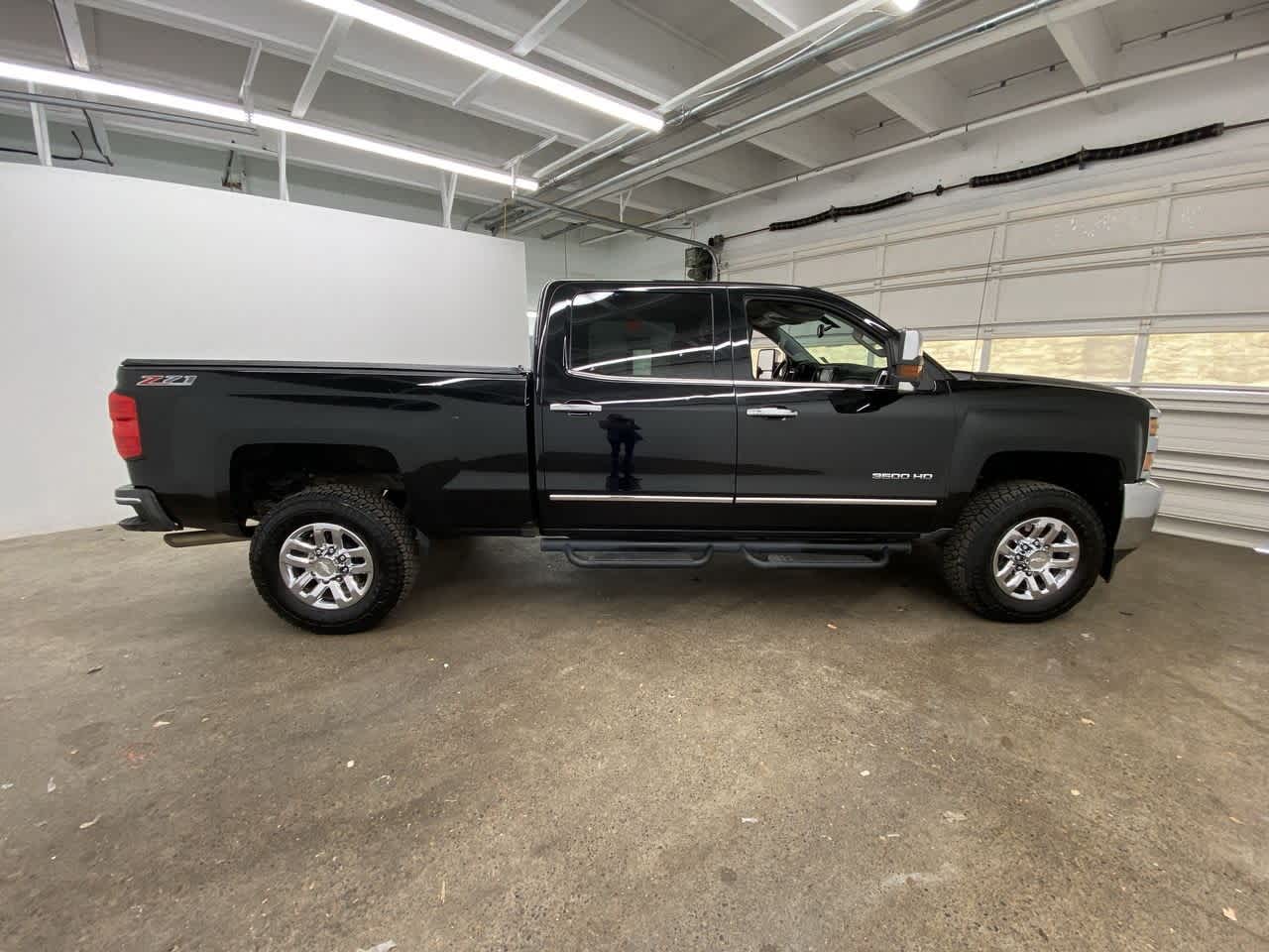 Thumbnail: 2016 Chevrolet Silverado 3500 - 7