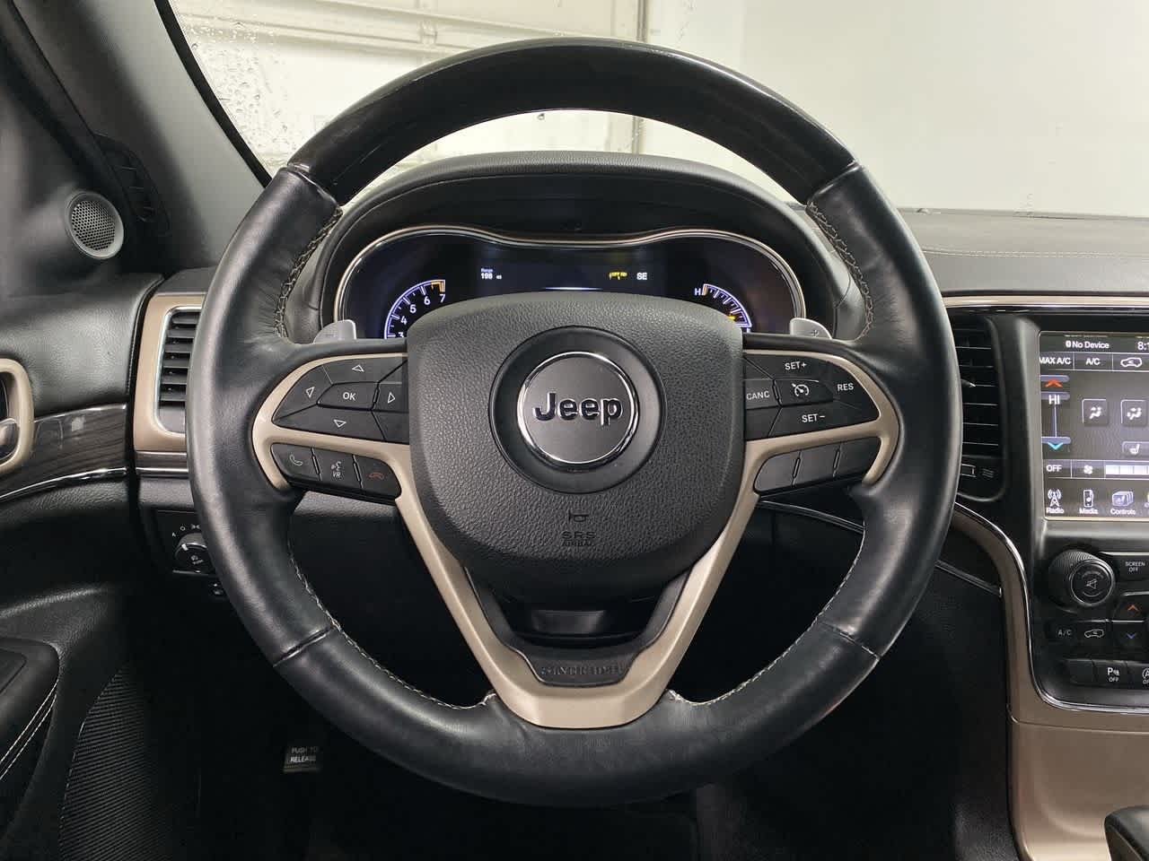 Thumbnail: 2016 Jeep Grand Cherokee - 19