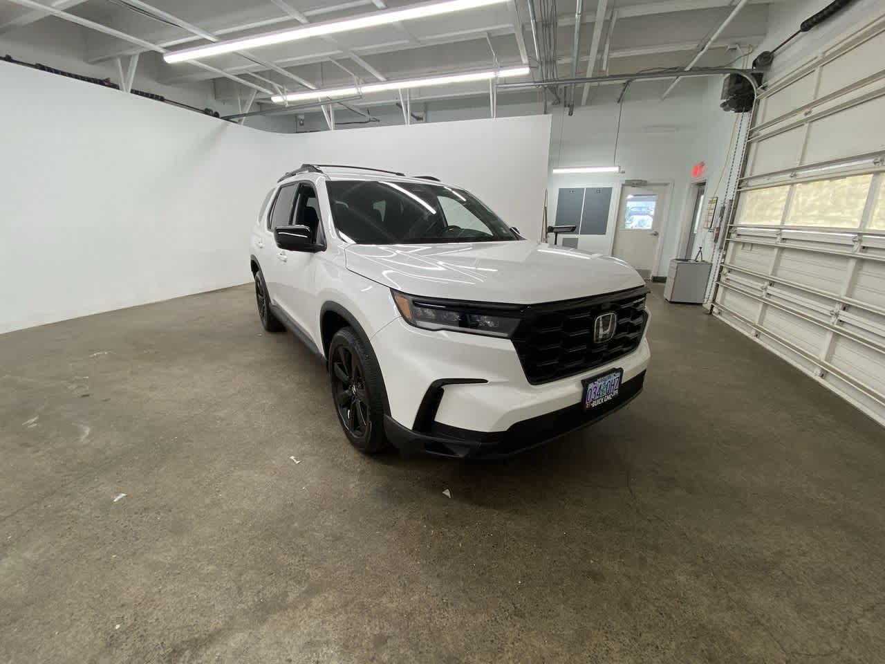 Thumbnail: 2025 Honda Pilot - 8