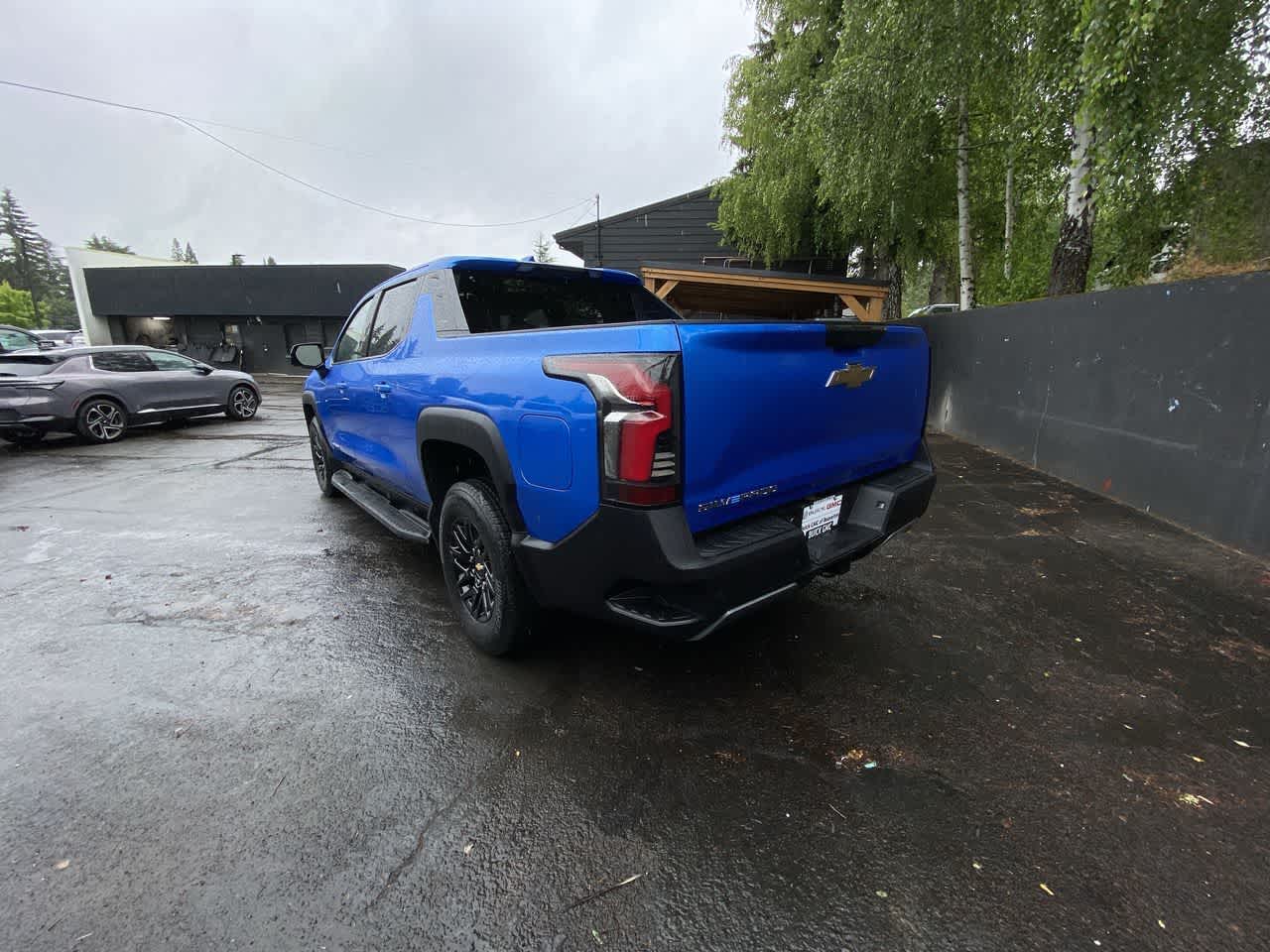 Thumbnail: 2026 Chevrolet Silverado EV - 4