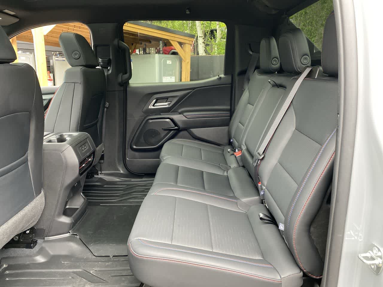 Thumbnail: 2025 Chevrolet Silverado EV - 16