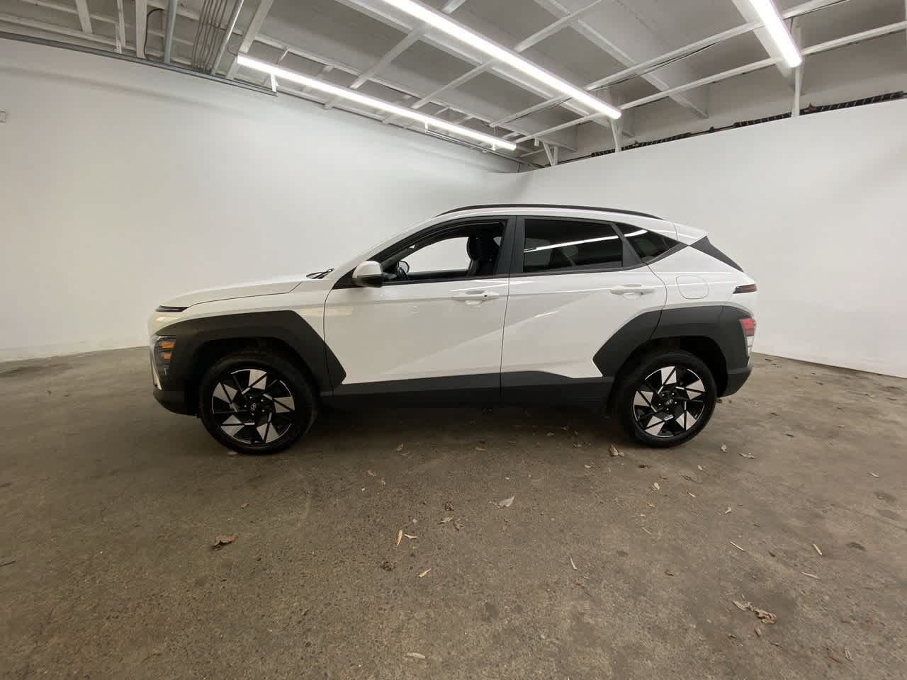 Thumbnail: 2024 Hyundai Kona - 3
