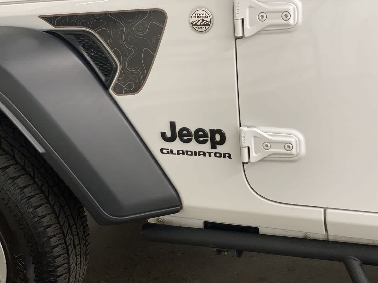 Thumbnail: 2020 Jeep Gladiator - 10