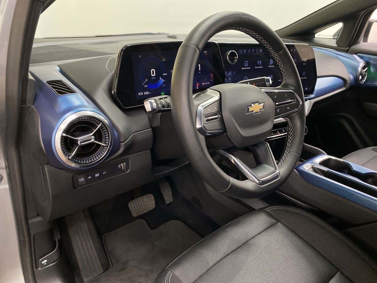 Thumbnail: 2025 Chevrolet Equinox - 2