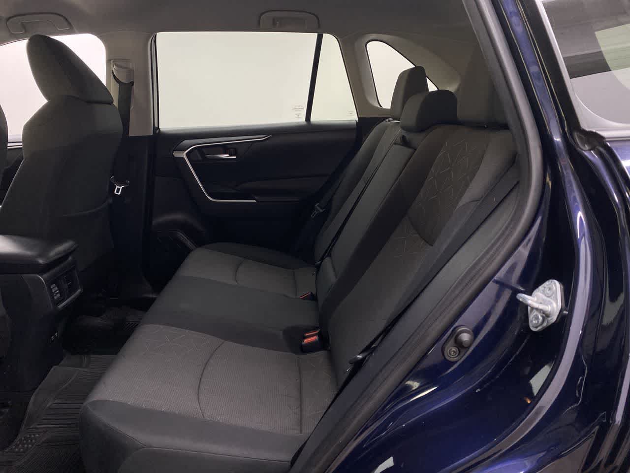 Thumbnail: 2021 Toyota RAV4 - 17