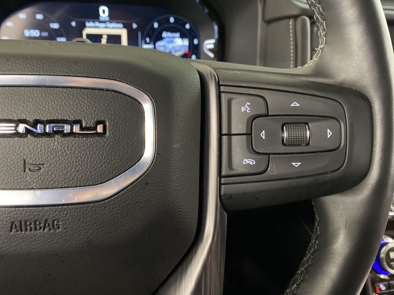 Thumbnail: 2024 GMC Yukon - 22