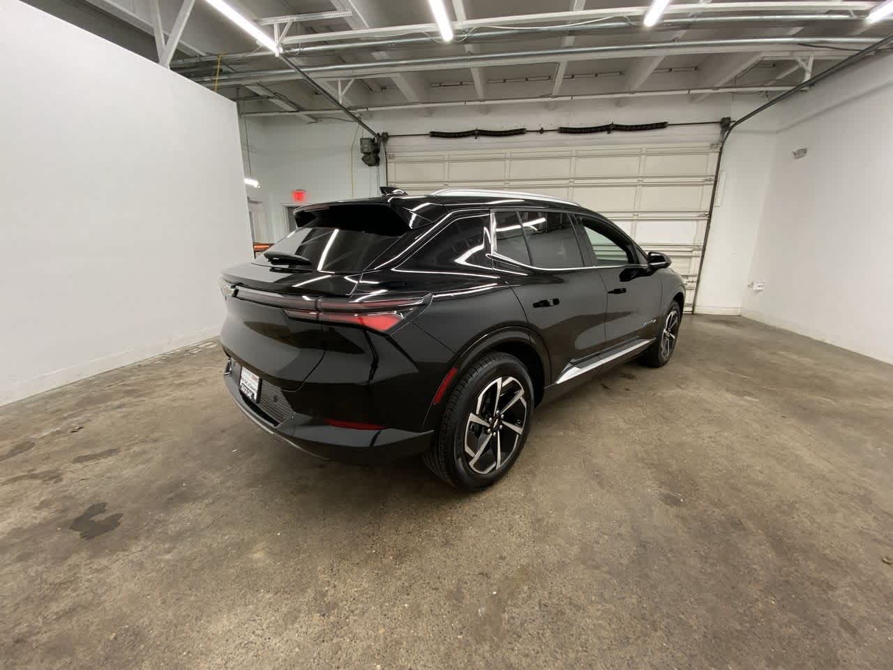 Thumbnail: 2025 Chevrolet Equinox - 6