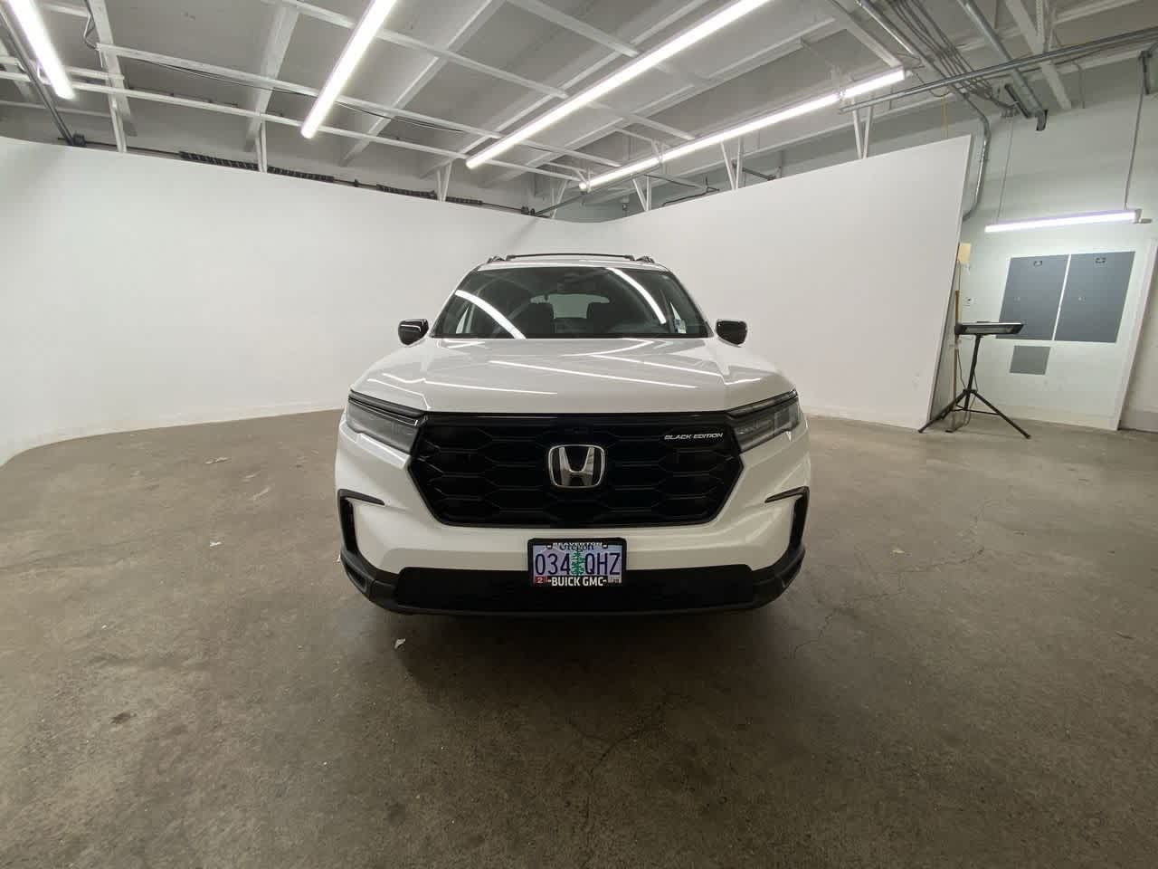 Thumbnail: 2025 Honda Pilot - 9