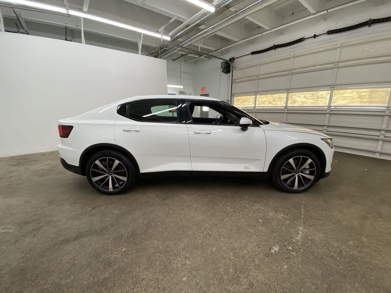 Thumbnail: 2021 Polestar 2 - 7